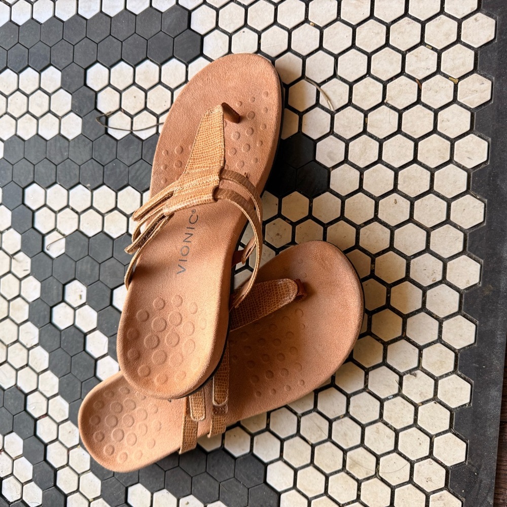 Vionic leather sandals with fully adjustable straps